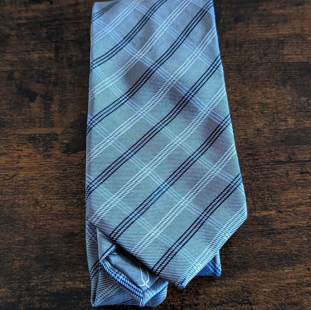 Tristan Tie